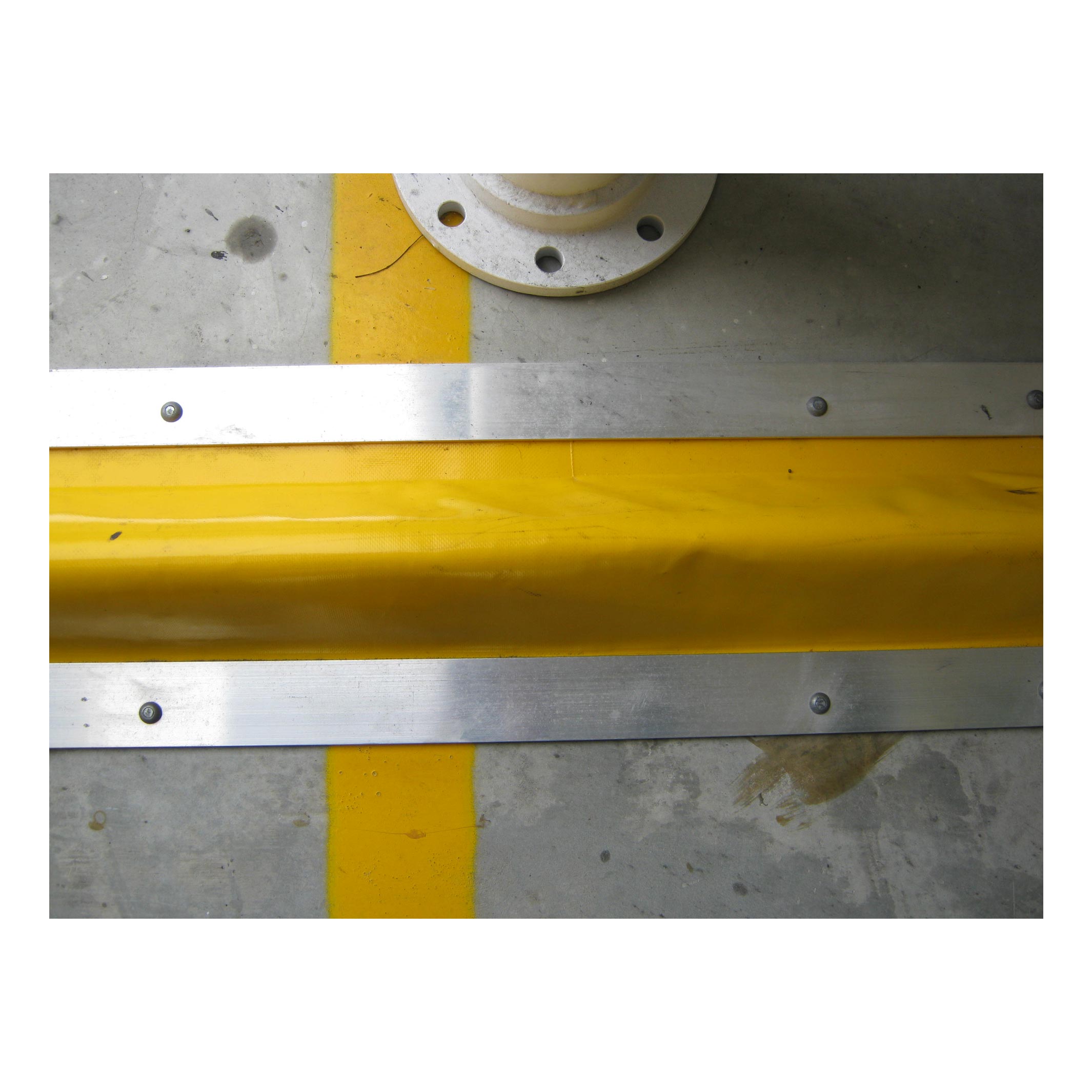 Hazero Flexi Bund - Alloy Stripping and Anchors